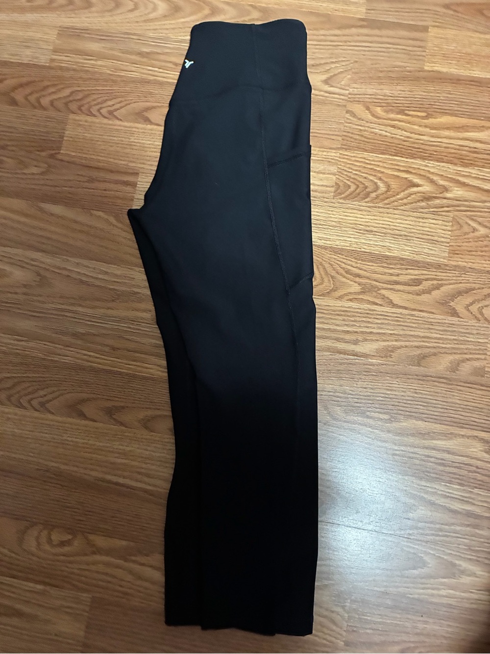 NWT Old Navy Black Women's High-Waist CROP Performance Leggings